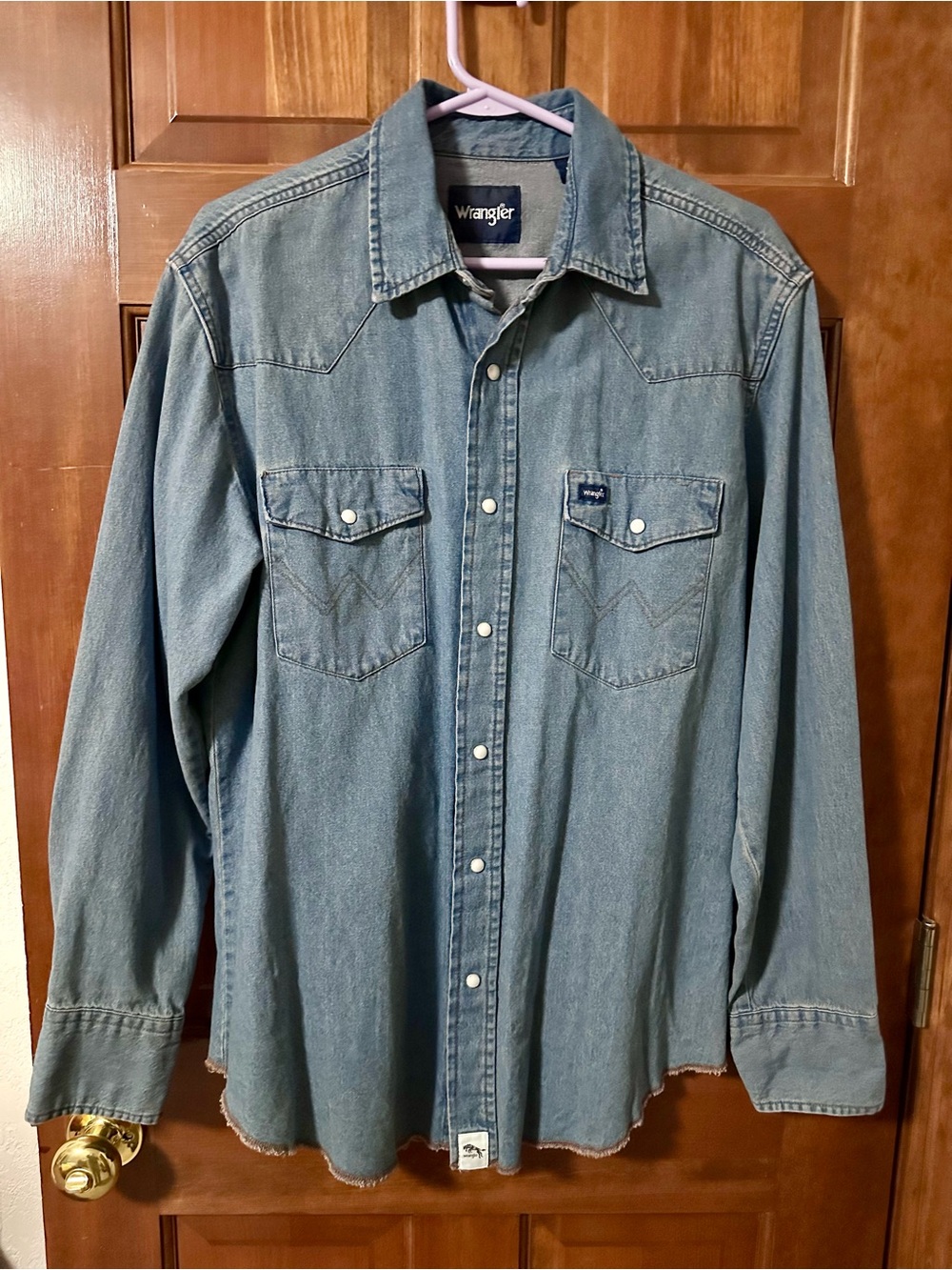 Wrangler Men's Cowboy Cut Stone Wash Denim Pearl Snap Work Shirt